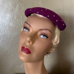 ATTRACTIVE VINTAGE PURPLE FELT CAP SPRINKLED WITH RHINESTONES